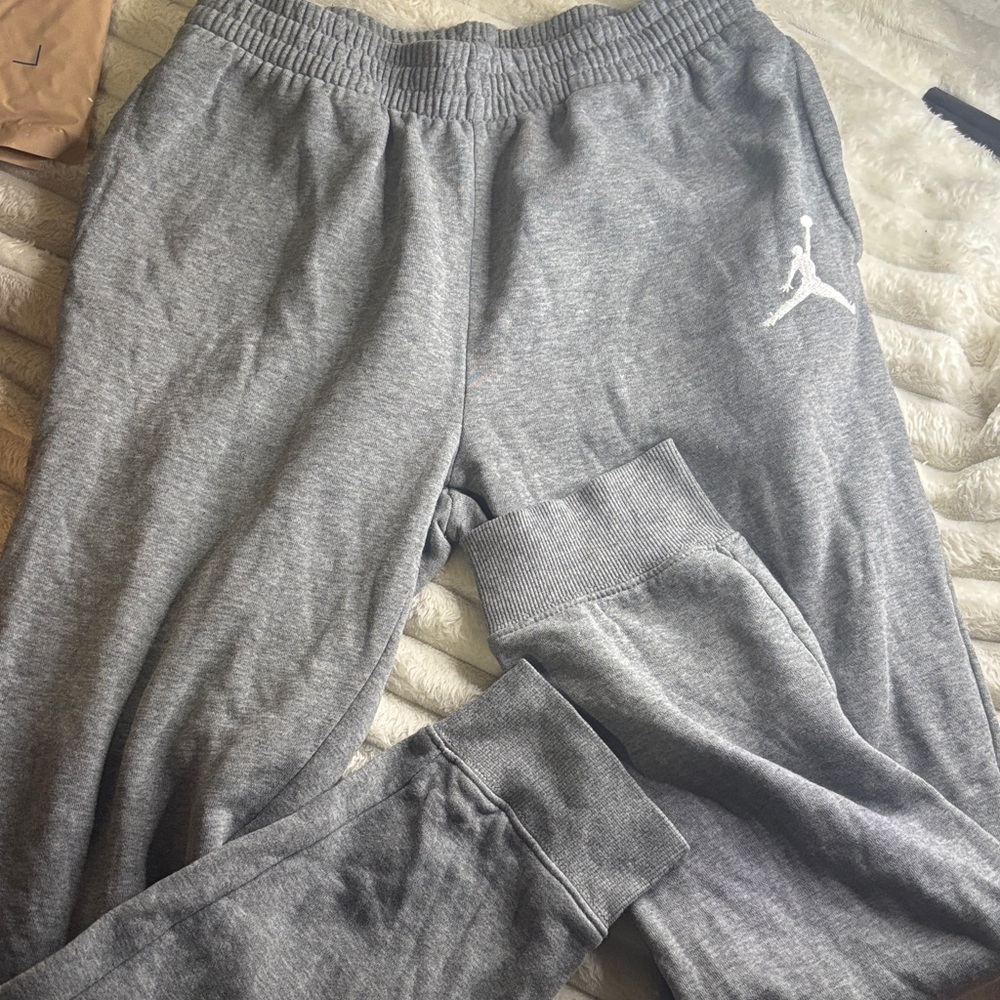 Jordan Kids Gray Sweatpants with White Jumpman
